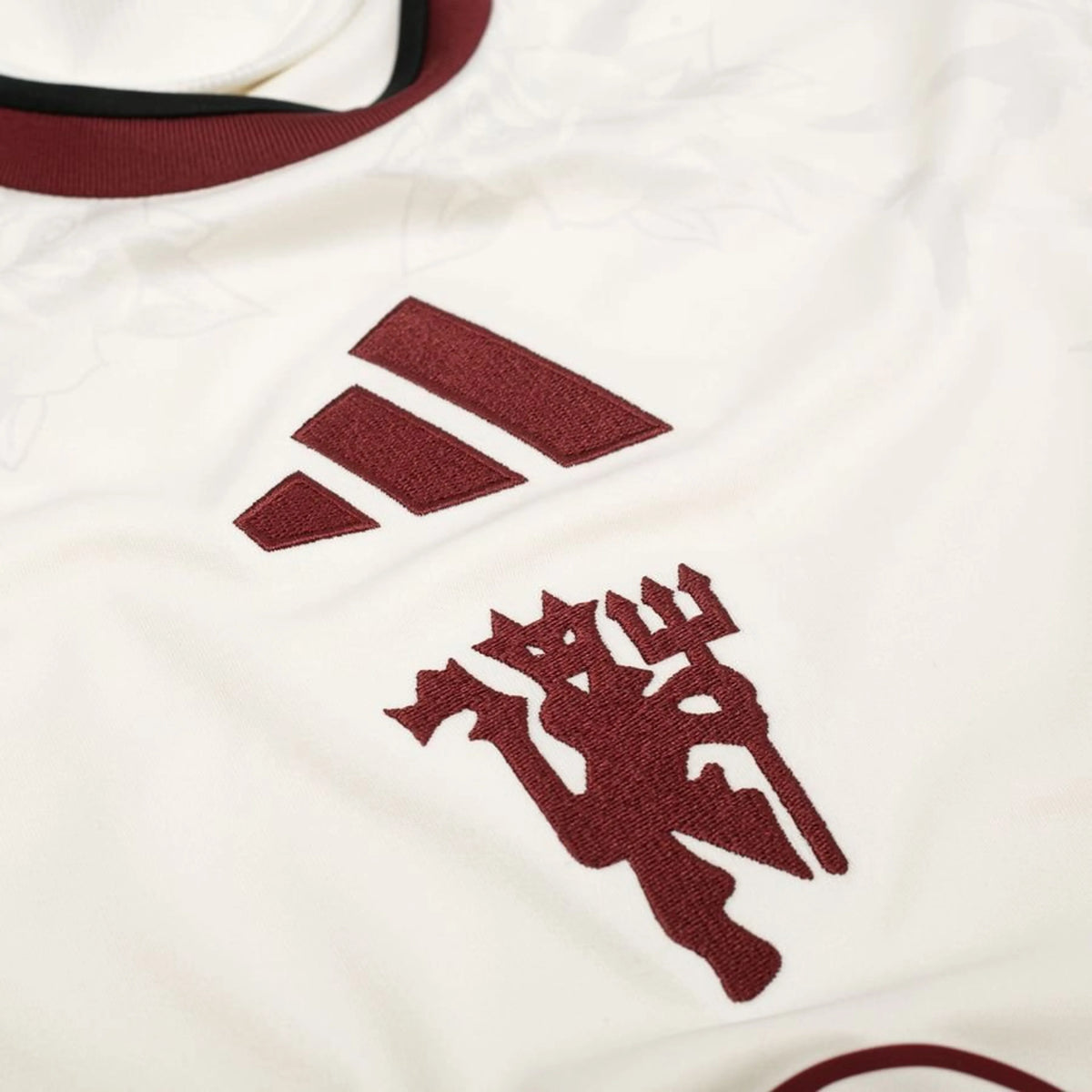 Camisola Manchester United 26/27 3.ª